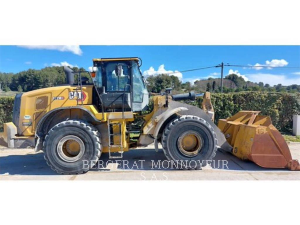 CAT 972M XE Колесни товарачи
