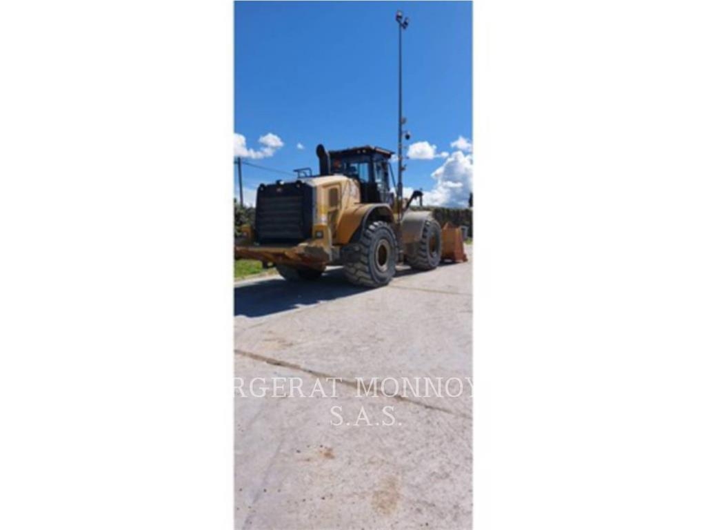 CAT 972M XE Колесни товарачи