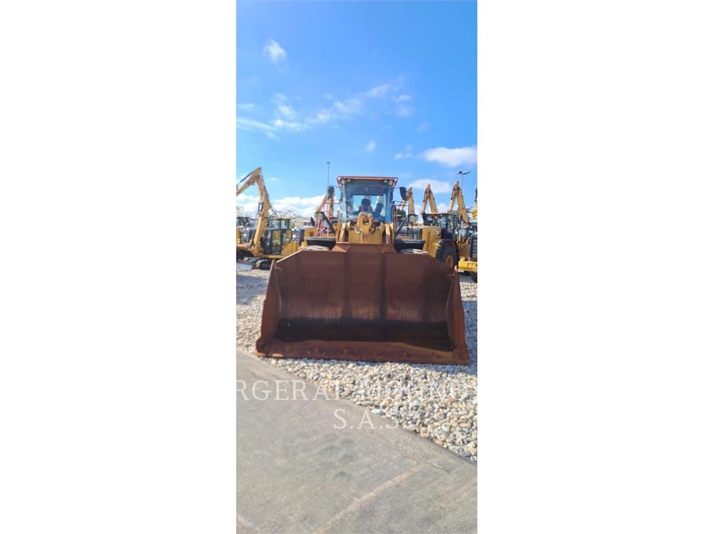 CAT 972M XE 휠로우더