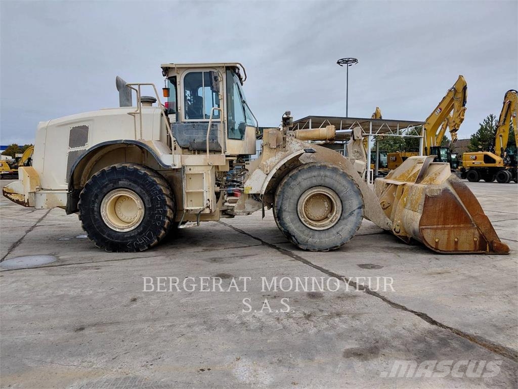 CAT 972M XE Chargeuse sur pneus