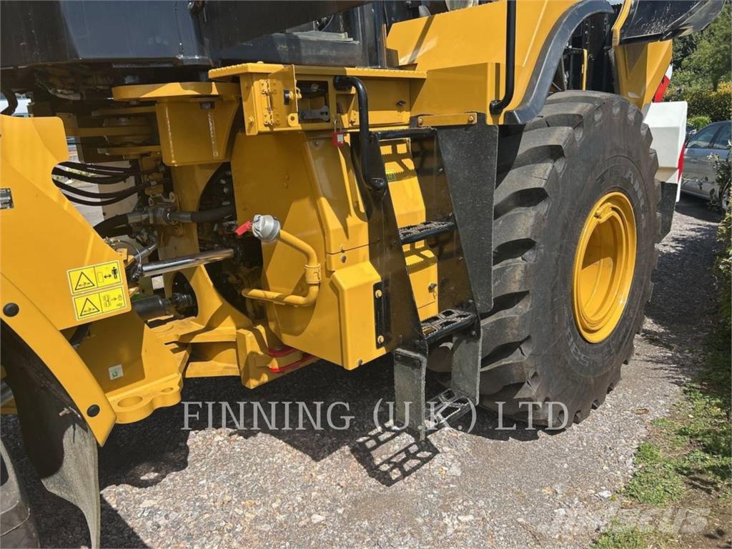 CAT 972M XE Фронтальні навантажувачі