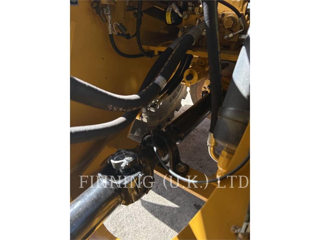 CAT 972M XE Φορτωτές με λάστιχα (Τροχοφόροι)