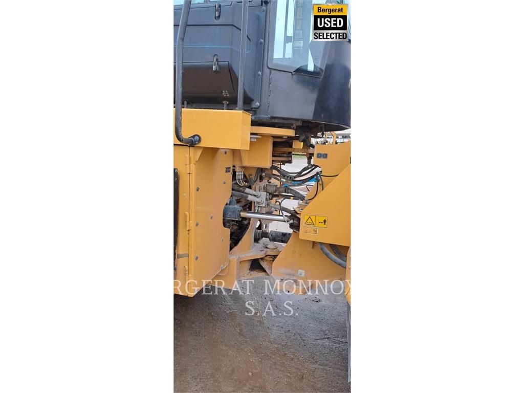 CAT 972M XE Utovarivači na točkove
