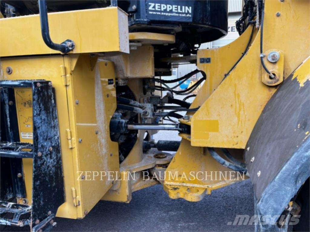 CAT 972MXE Incarcator pe pneuri
