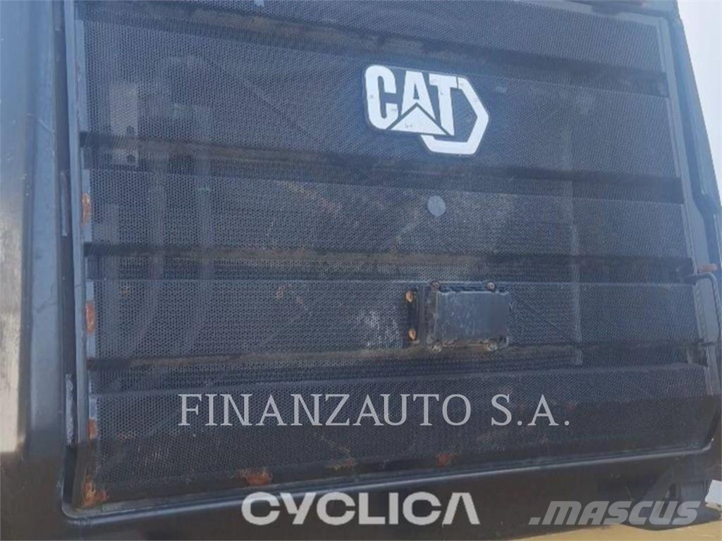 CAT 972XE Chargeuse sur pneus