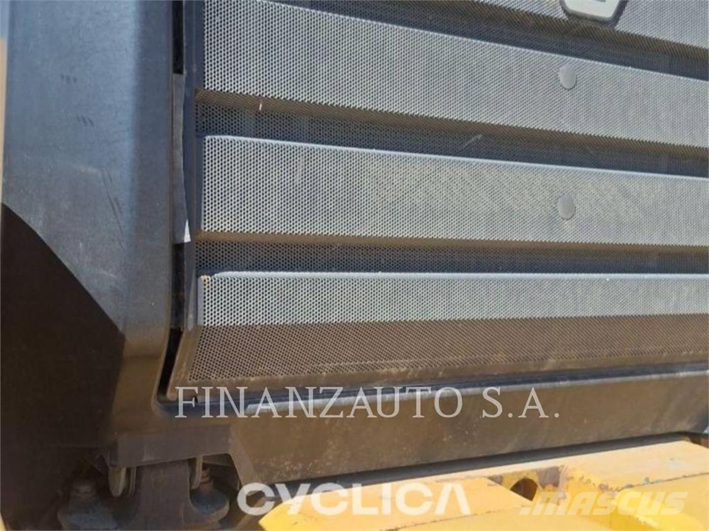 CAT 972XE Chargeuse sur pneus