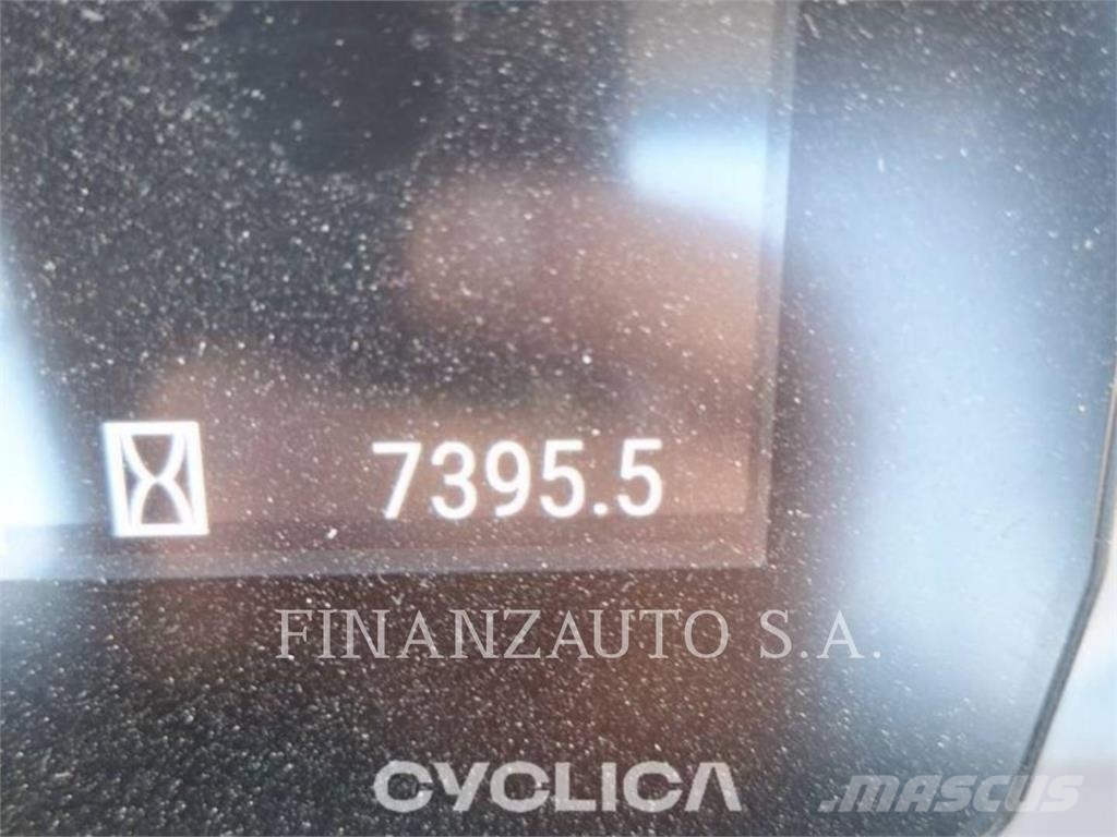 CAT 972XE Chargeuse sur pneus