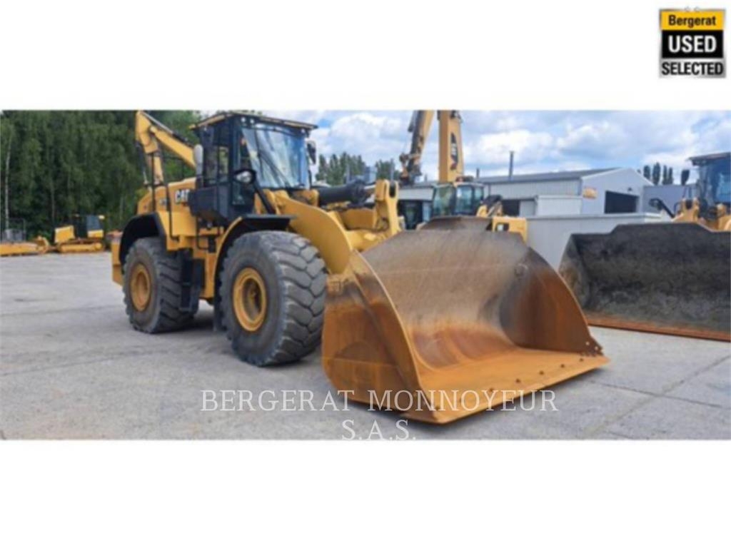 CAT 972XE-GR لوادر بعجل