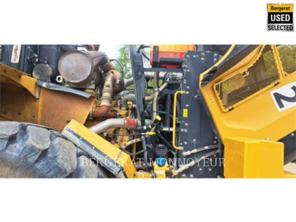 CAT 972XE-GR لوادر بعجل
