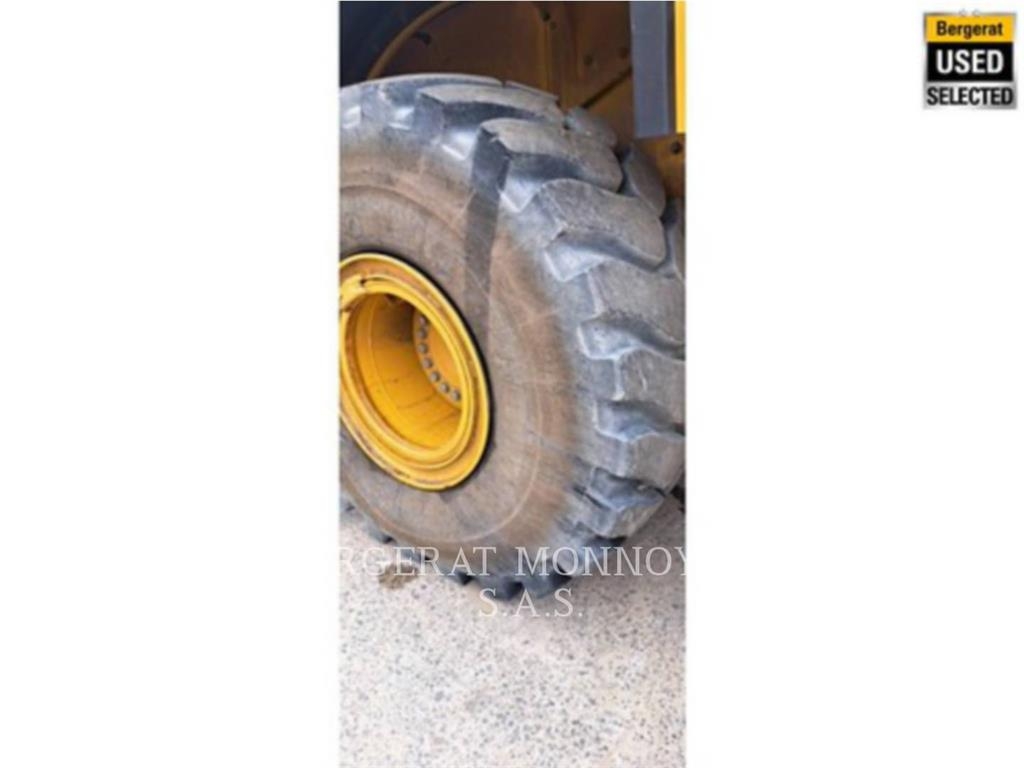 CAT 972XE-GR لوادر بعجل