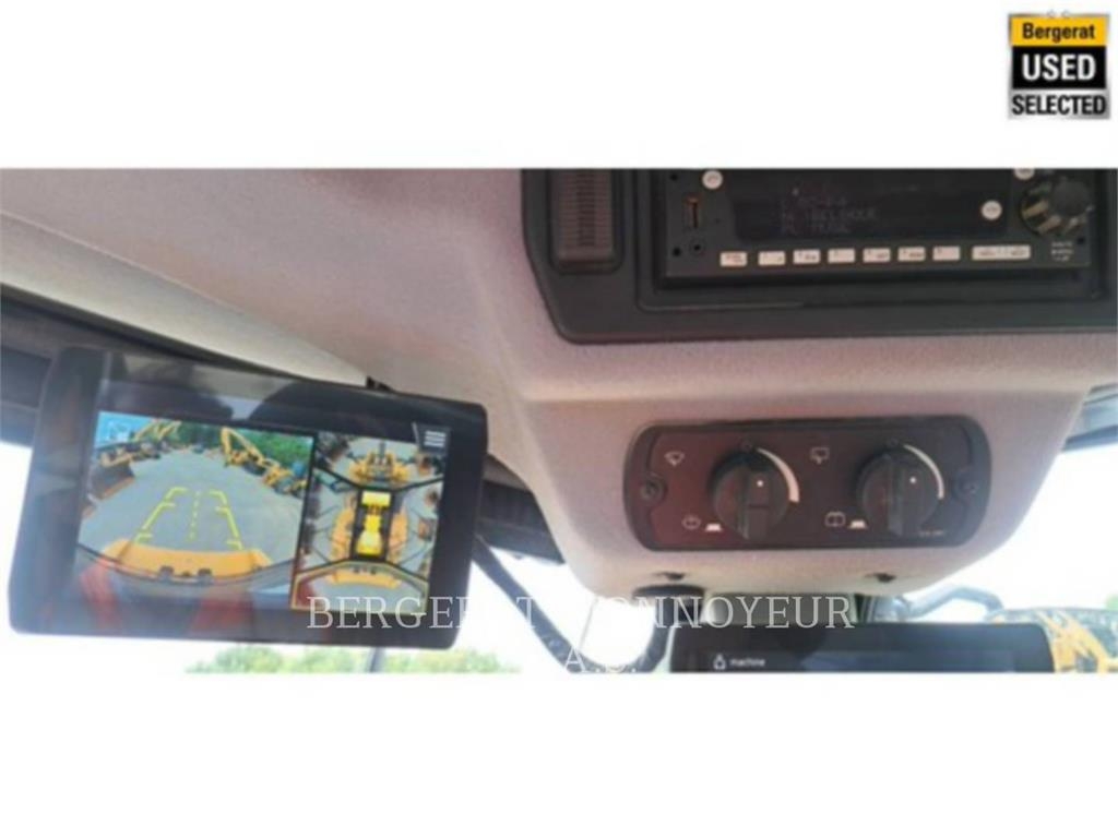 CAT 972XE-GR لوادر بعجل
