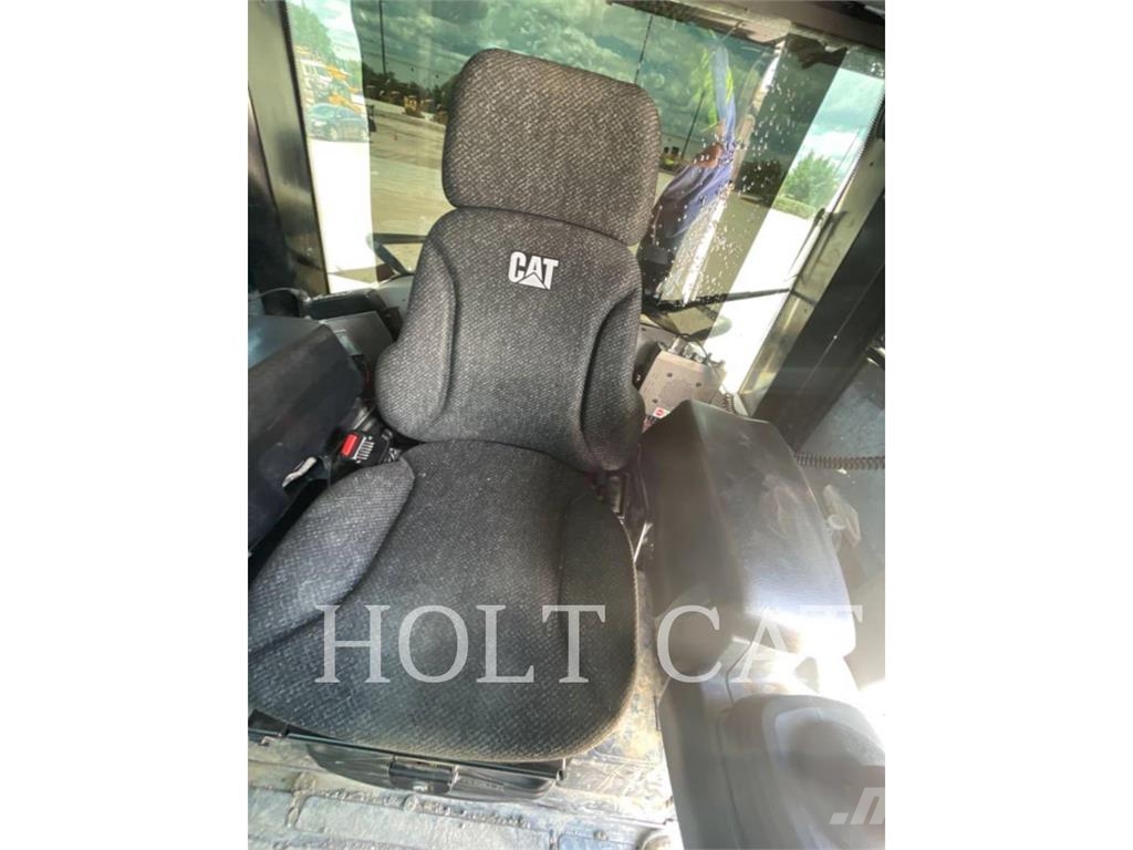 CAT 973K Φορτωτές με ερπύστριες
