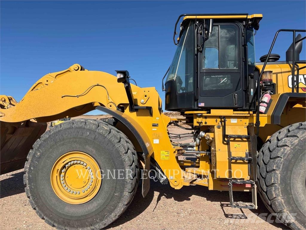 CAT 980 لوادر بعجل