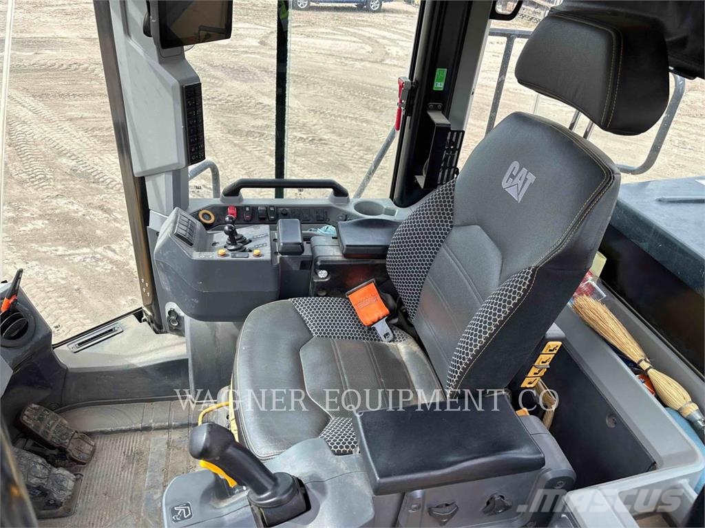 CAT 98014 Gumikerekes homlokrakodók