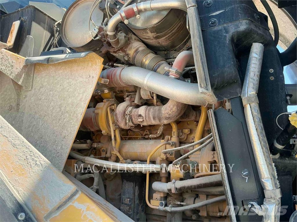 CAT 98014 휠로우더