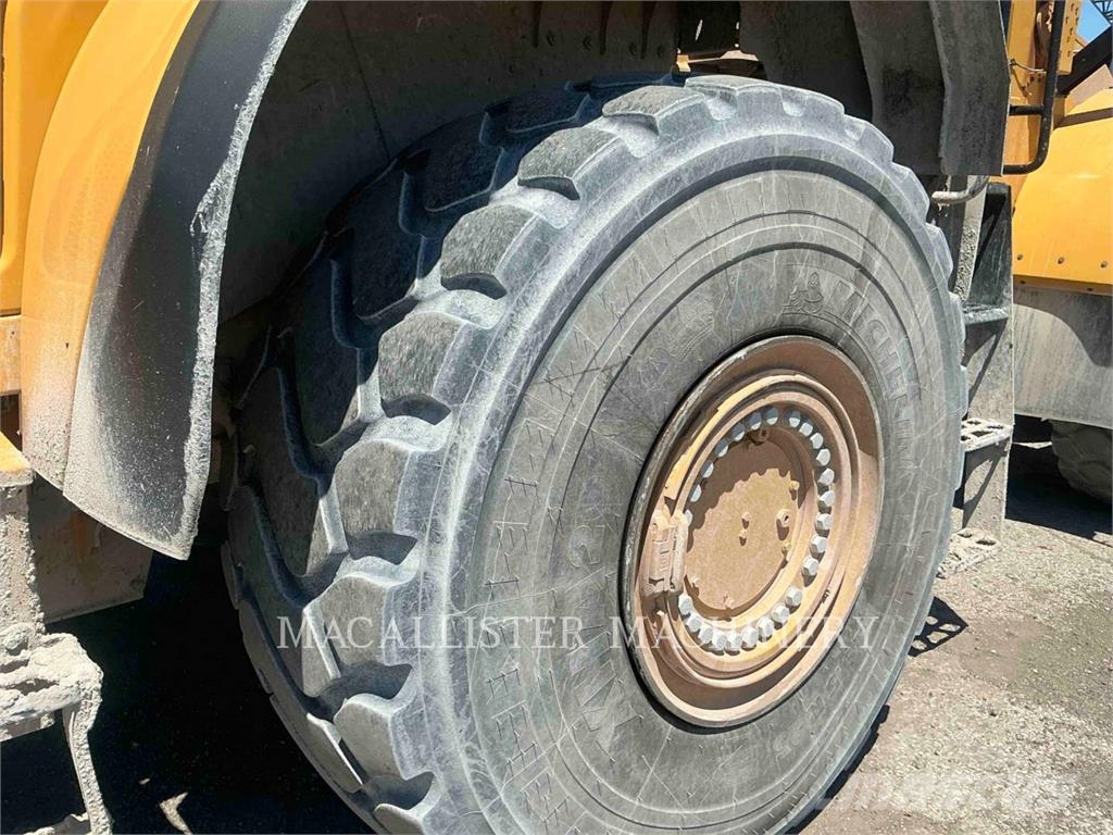 CAT 98014 휠로우더