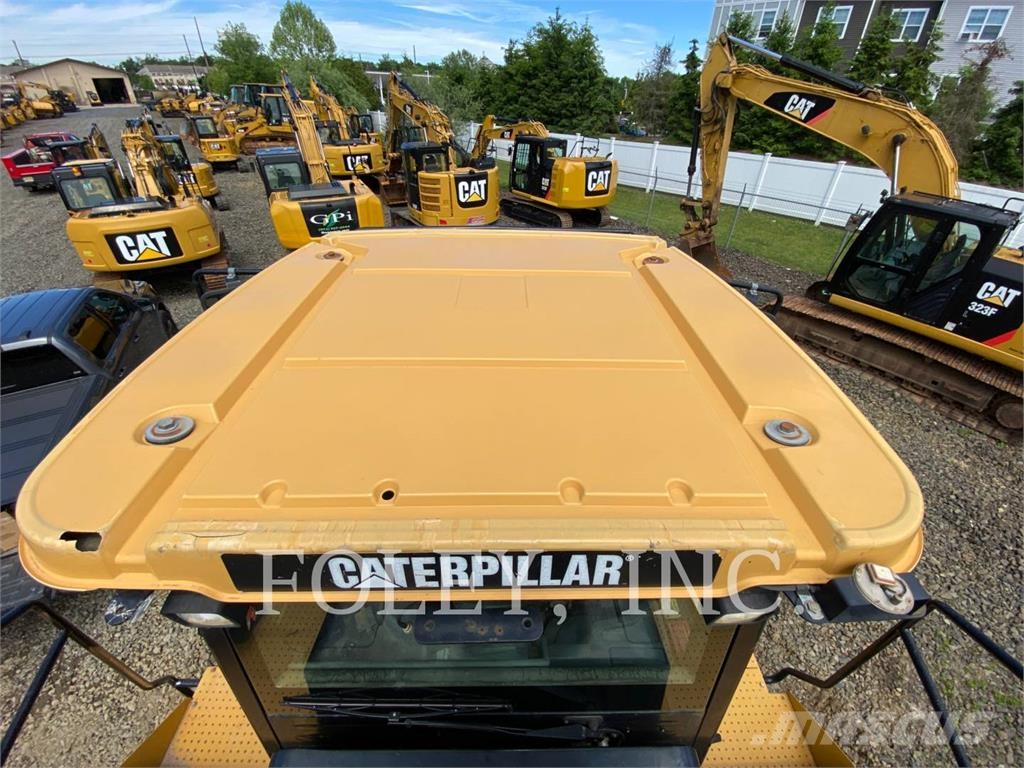 CAT 980H Kolesni nakladalci