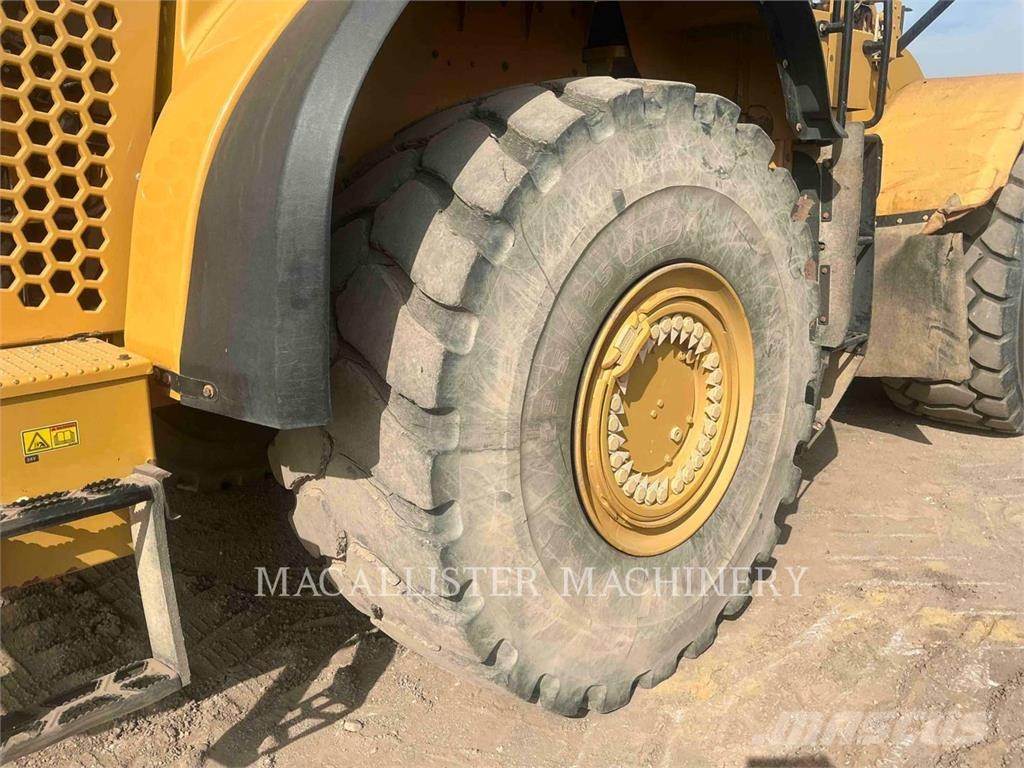 CAT 980K Колесни товарачи