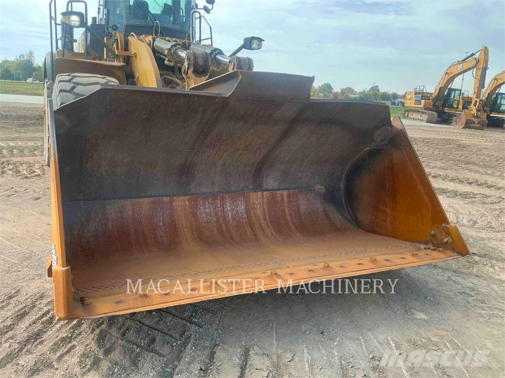 CAT 980K Колесни товарачи