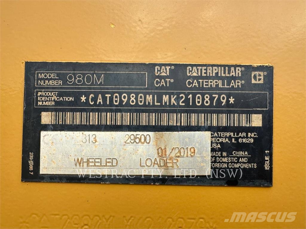 CAT 980M لوادر بعجل
