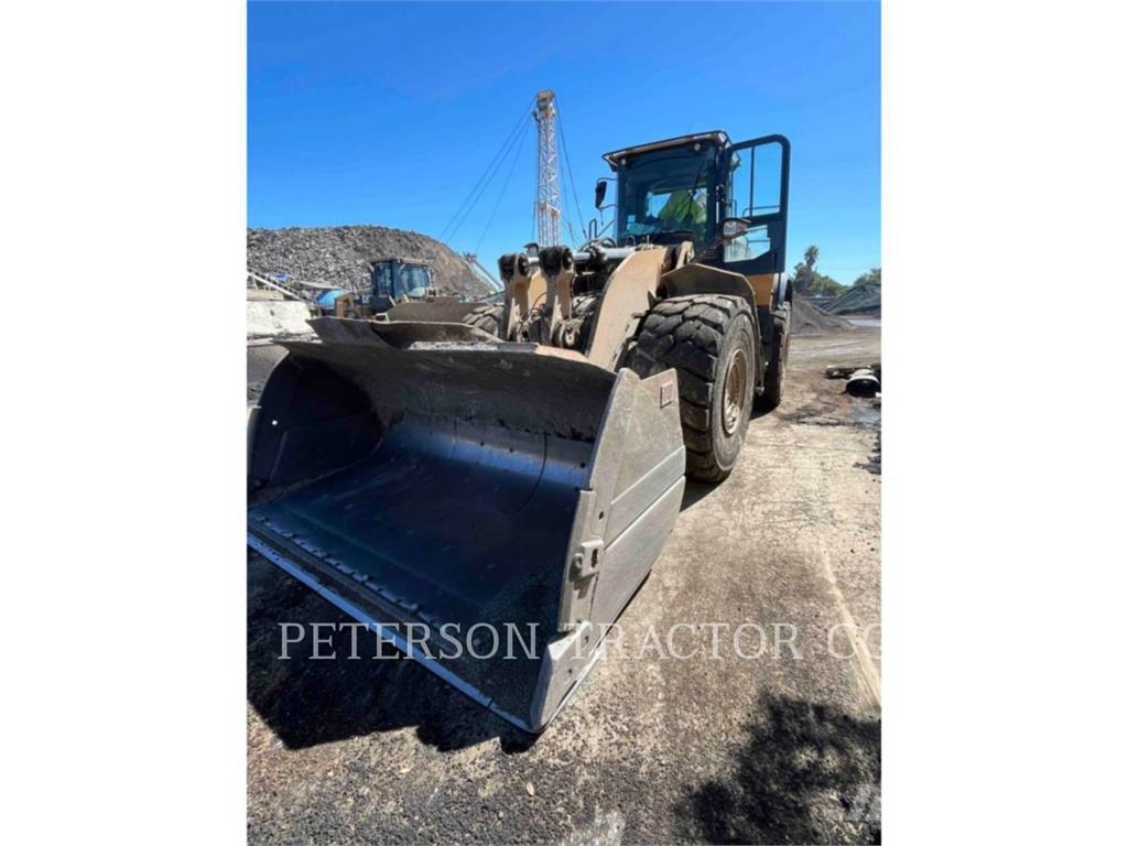 CAT 980M Kolesni nakladalci