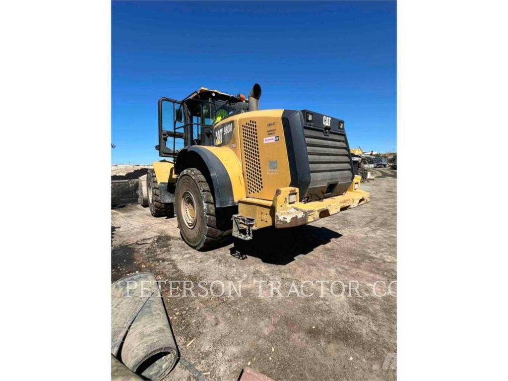 CAT 980M Kolesni nakladalci