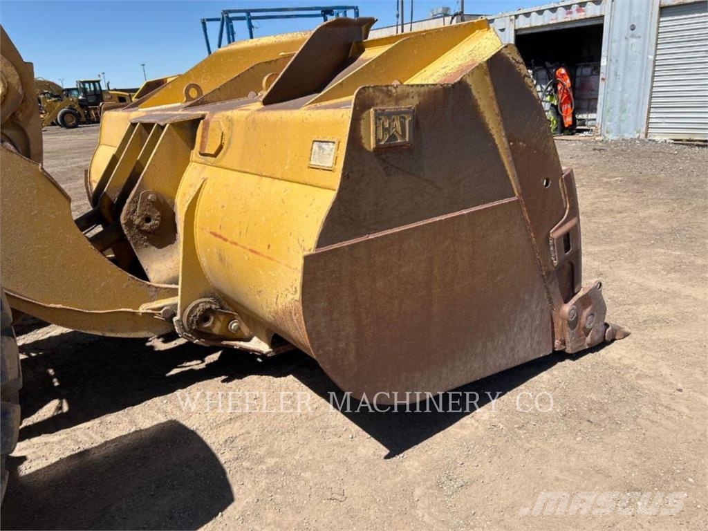 CAT 980M Naudoti ratiniai krautuvai