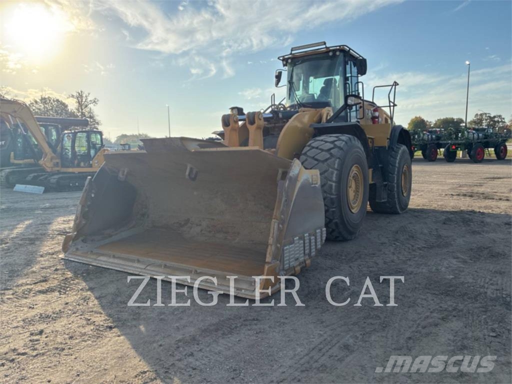 CAT 980M Kolesni nakladalci