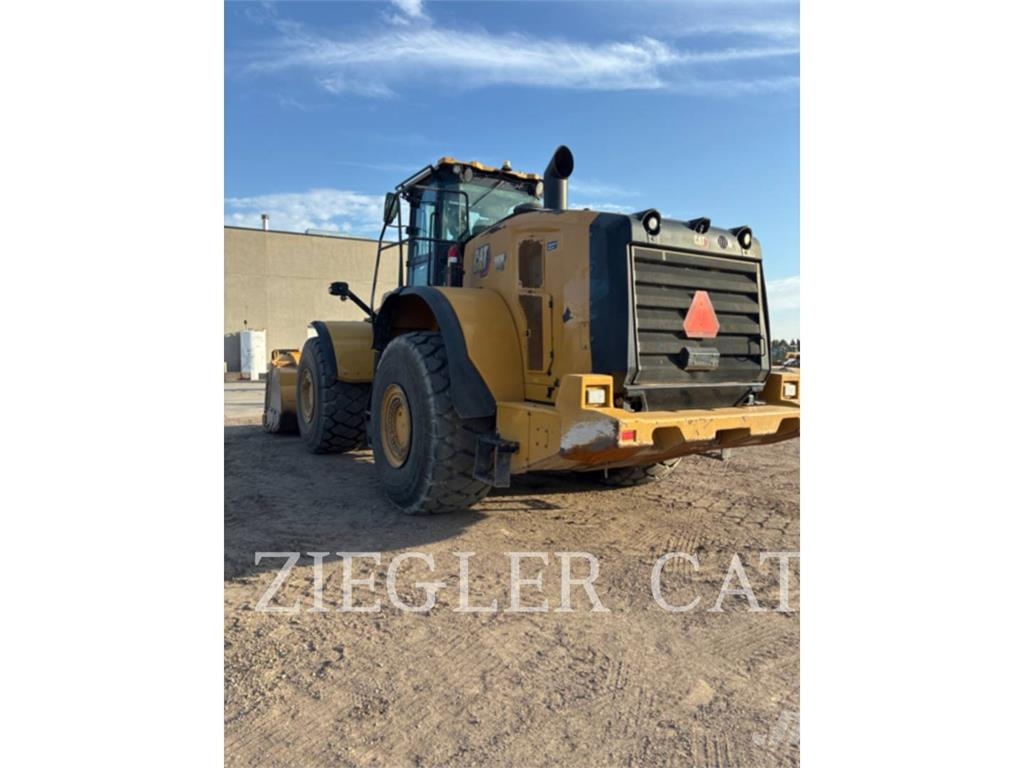 CAT 980M Kolesni nakladalci