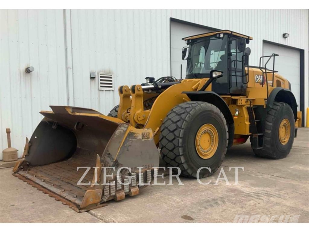 CAT 980M Chargeuse sur pneus