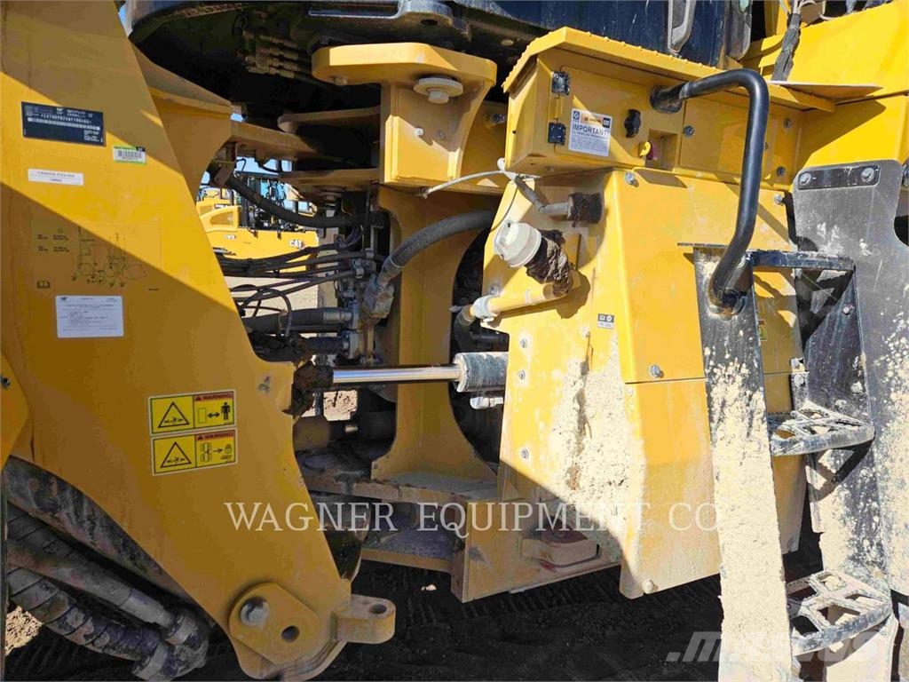 CAT 982 Kolesni nakladalci