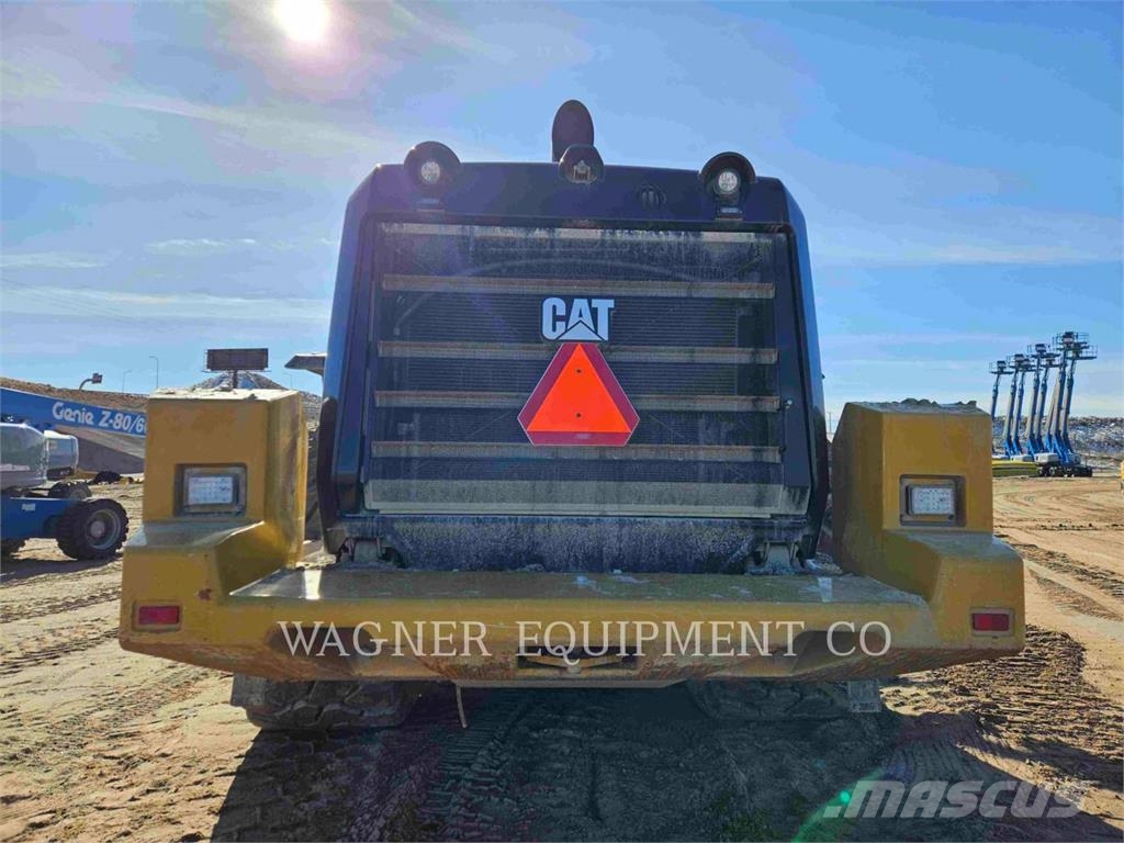 CAT 98214 Chargeuse sur pneus