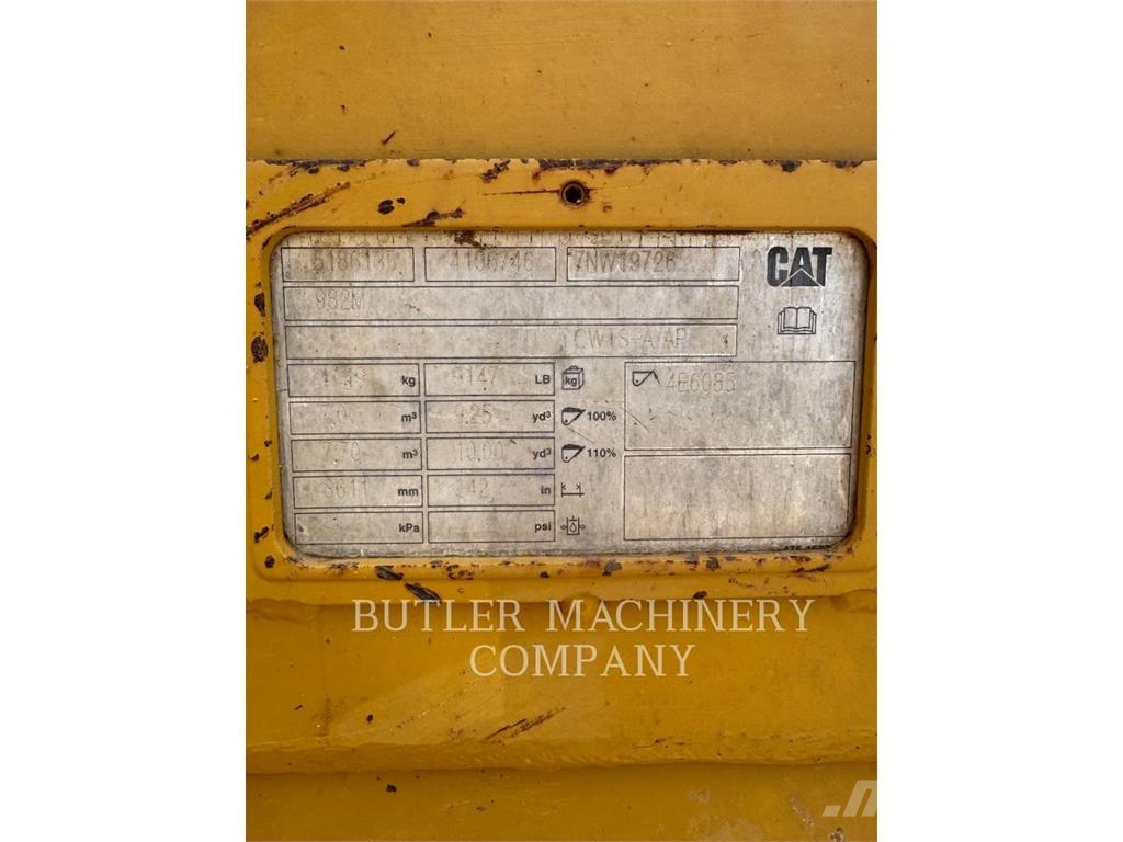 CAT 982M لوادر بعجل