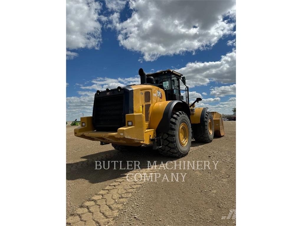 CAT 982M لوادر بعجل