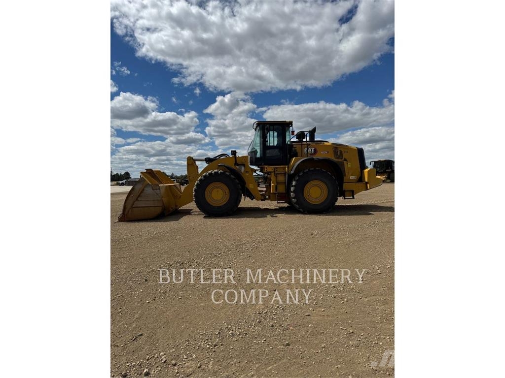 CAT 982M لوادر بعجل