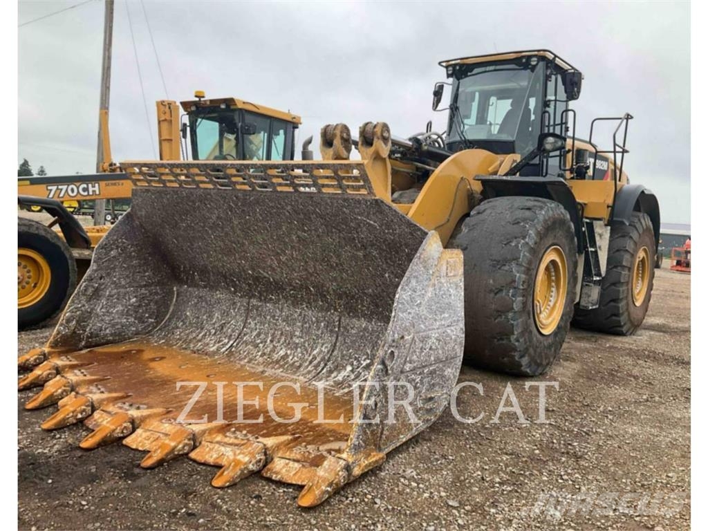 CAT 982M Pale gommate