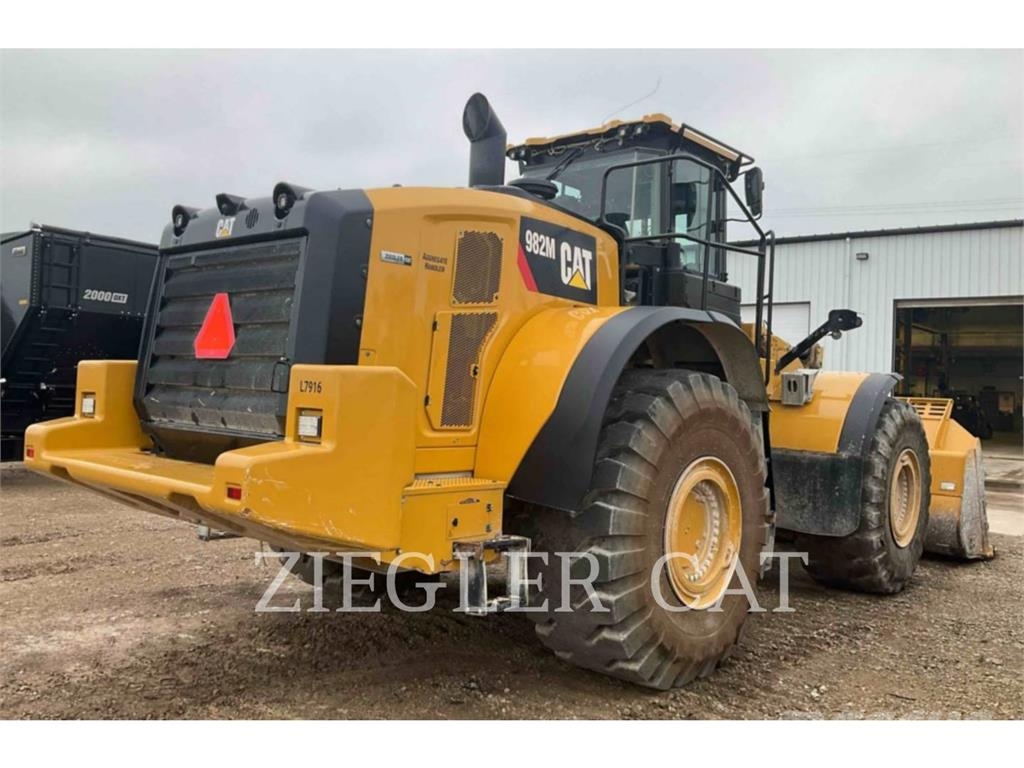 CAT 982M Pale gommate