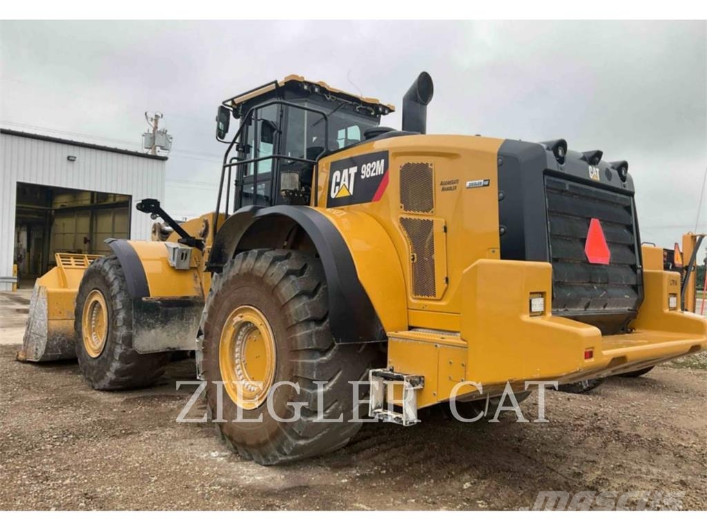 CAT 982M Pale gommate