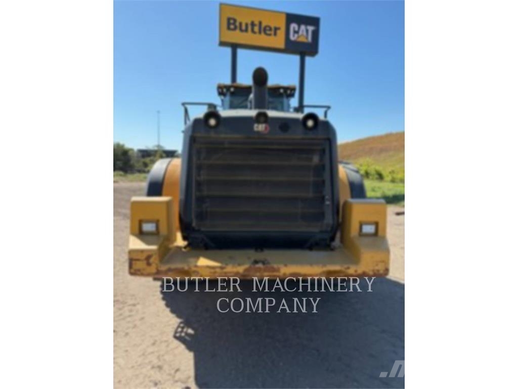 CAT 982M Naudoti ratiniai krautuvai
