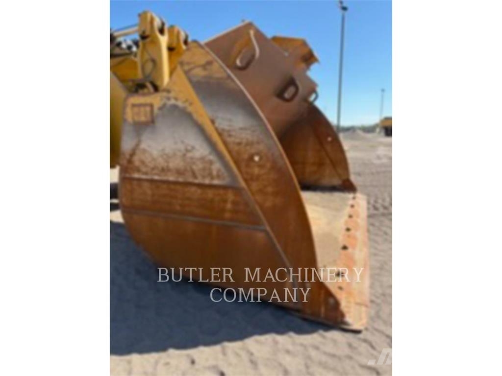 CAT 982M Naudoti ratiniai krautuvai