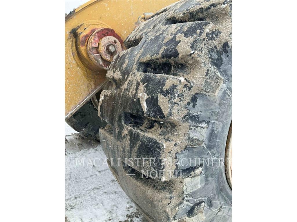 CAT 988G 輪胎式裝載機