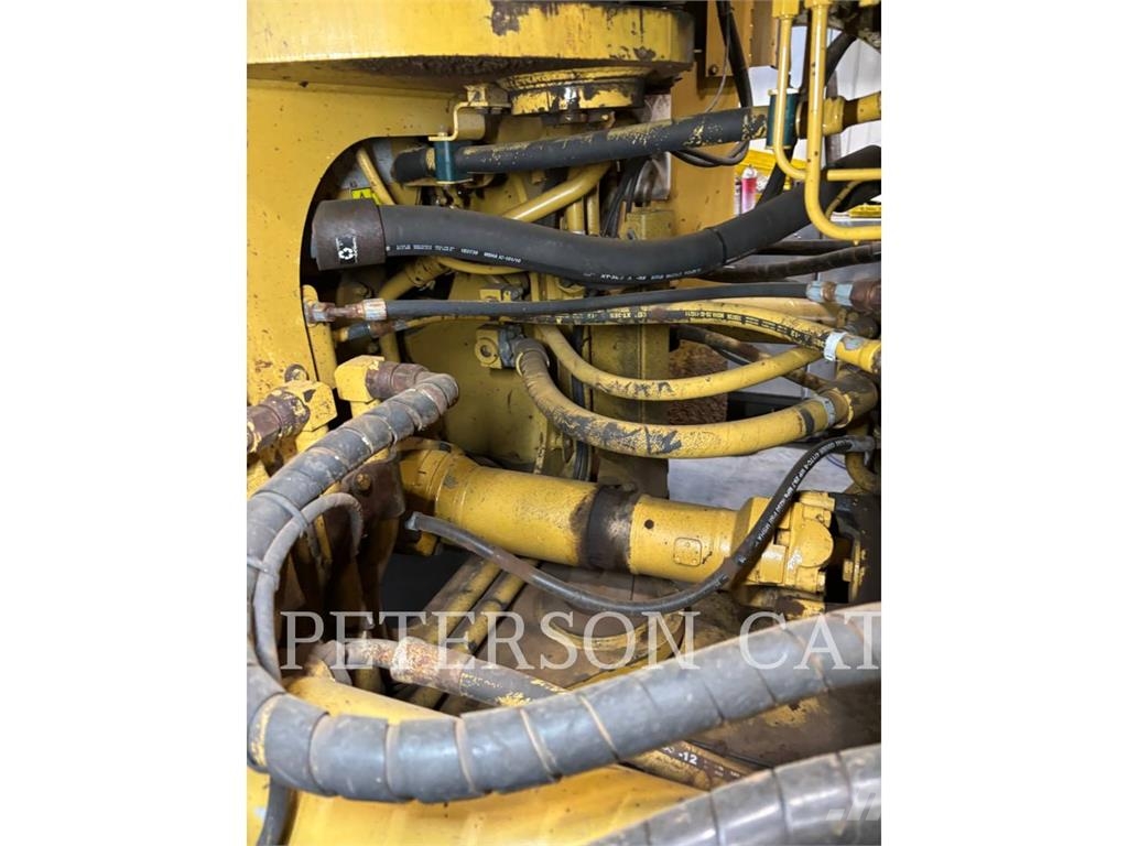 CAT 988H Radlader