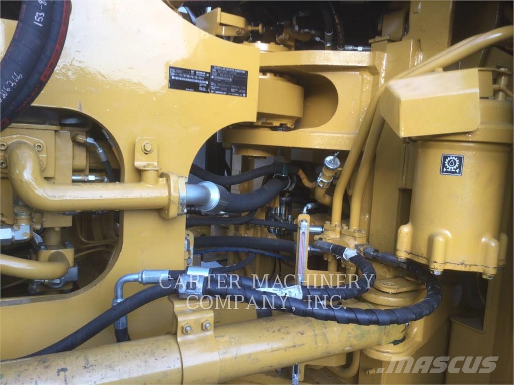 CAT 988H Chargeuse sur pneus
