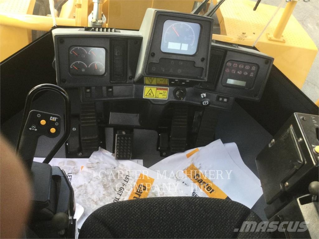 CAT 988H Chargeuse sur pneus
