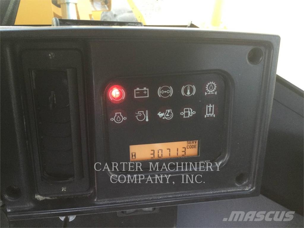 CAT 988H Chargeuse sur pneus