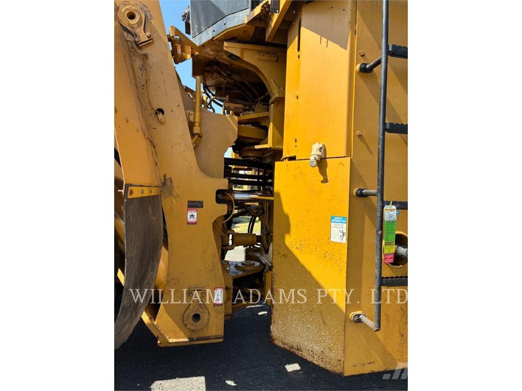 CAT 990K Wielladers