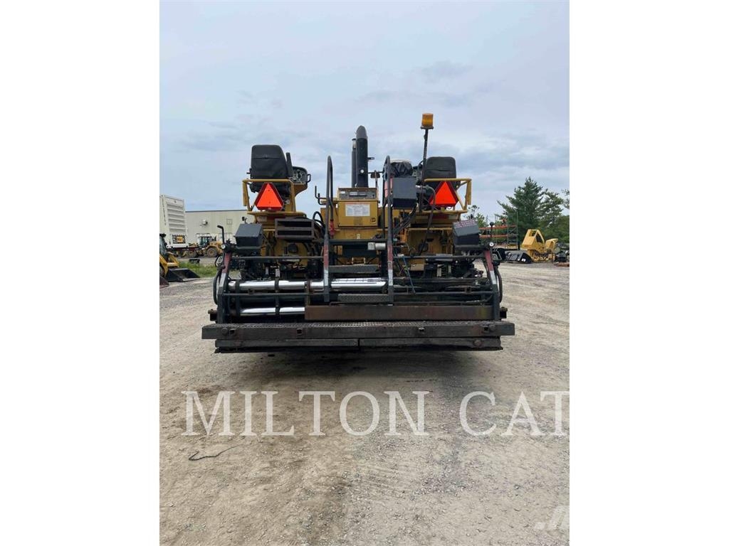 CAT AP-1055D Asfaltafwerkmachines