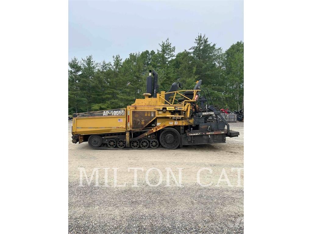 CAT AP-1055D Asfaltafwerkmachines