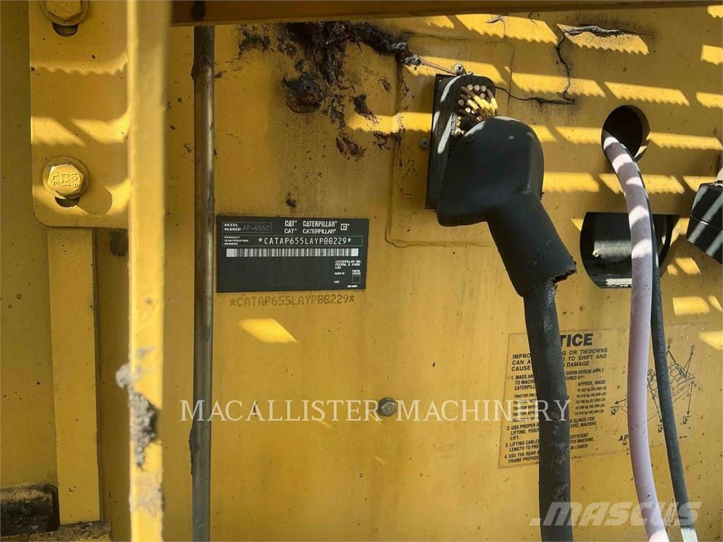 CAT AP-655C Asfaltudlæggere