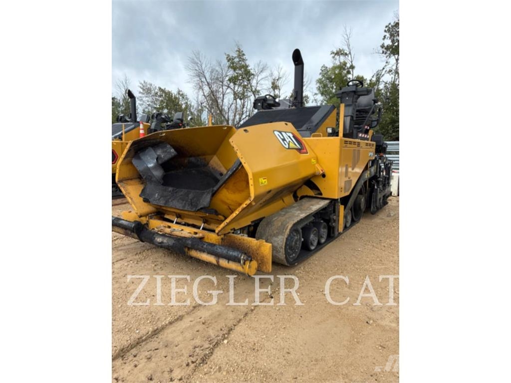 CAT AP1055-08 Asfalta klājēji